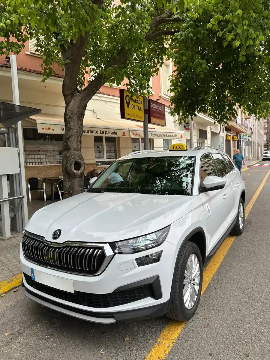 Taxi Xàtiva en parada oficial de Xàtiva